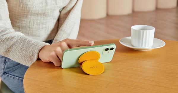 Moft O - Snap Phone Stand and Grip Orange